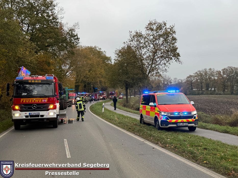 Einsatz: Schwerer Verkehrsunfall auf der Henstedter Straße Ortsausgang Wakendorf II, Foto 4