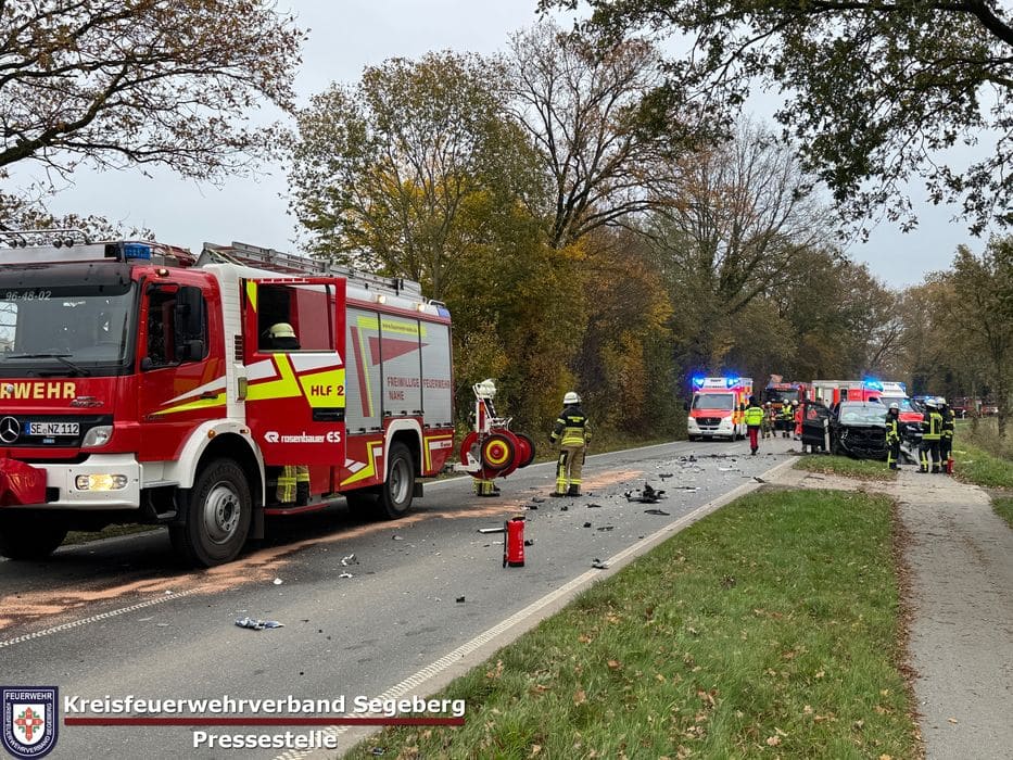 Einsatz: Schwerer Verkehrsunfall auf der Henstedter Straße Ortsausgang Wakendorf II, Foto 6