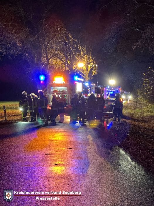 Einsatz: Schwerer Verkehrsunfall in Latendorf, Foto 1
