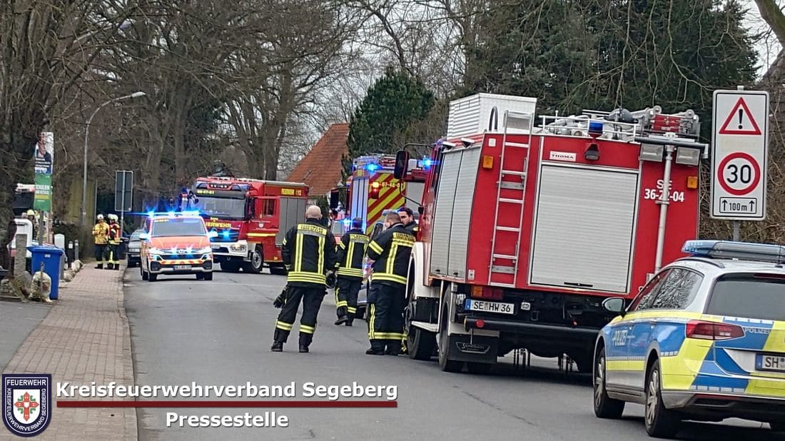 Einsatz: Einsturz einer Kellertreppe in Hartenholm, Foto 1