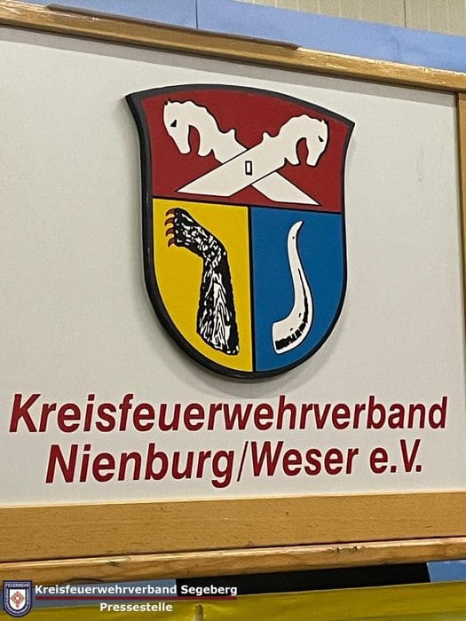 Ehrung:Ehrennadel in Gold für den Kreisbrandmeister Bernd Fischer, Foto 2