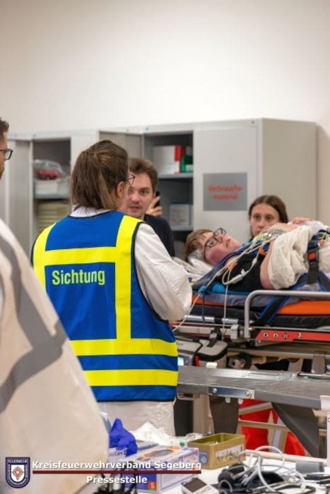 Katastrophenschutz-Großübung hält 400 Einsatzkräfte auf Trab, Foto 11