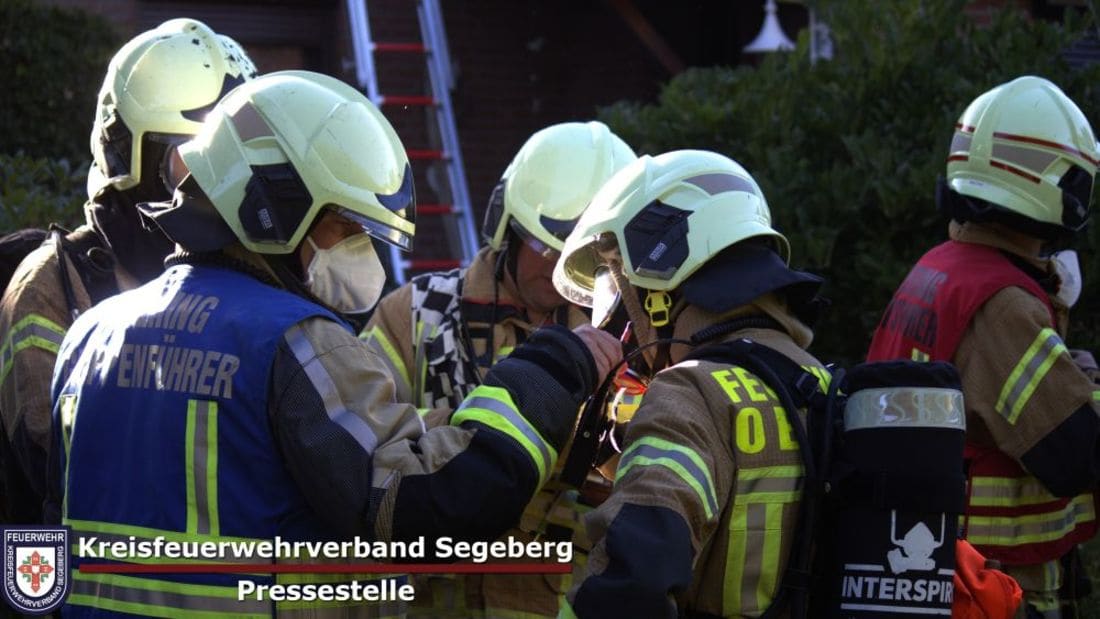 Einsatz: Brand in Wohngebäude in Seth, Foto 5