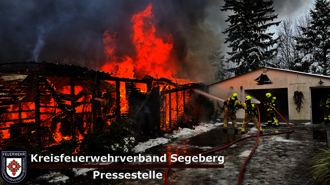 Einsatz: Vollbrand eines Werkstattgebäudes, Foto 4