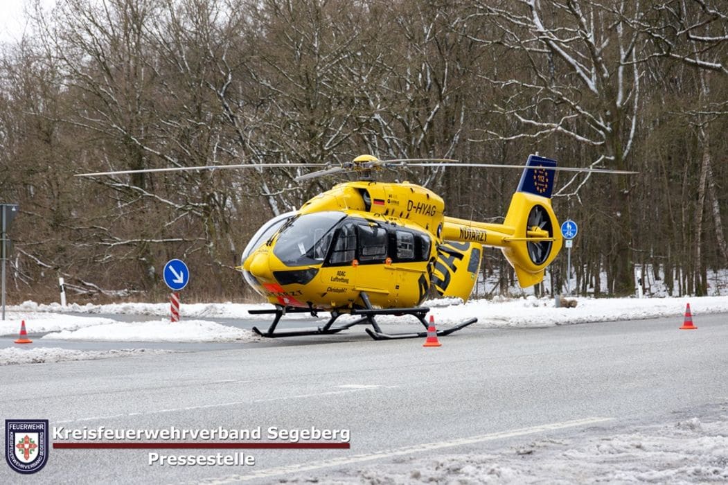 Einsatz: Drei Verletzte durch Verkehrsunfall auf der Bundesstraße 206, Foto 5