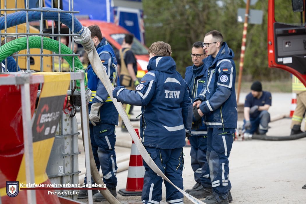 Übung: 9.Feuerwehrbereitschaft übt in Wittborner Heide, Foto 1