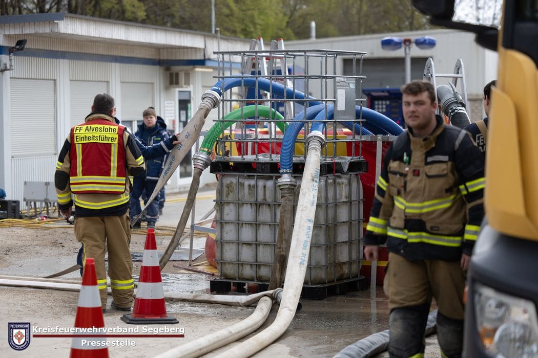 Übung: 9.Feuerwehrbereitschaft übt in Wittborner Heide, Foto 2