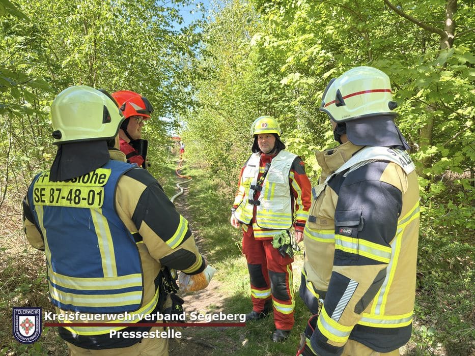 Einsatz: Vegetationsbrand in Kaltenkirchen, Foto 3