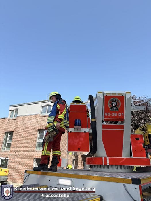 Einsatz: Dachstuhlbrand in Kaltenkirchen, Foto 2