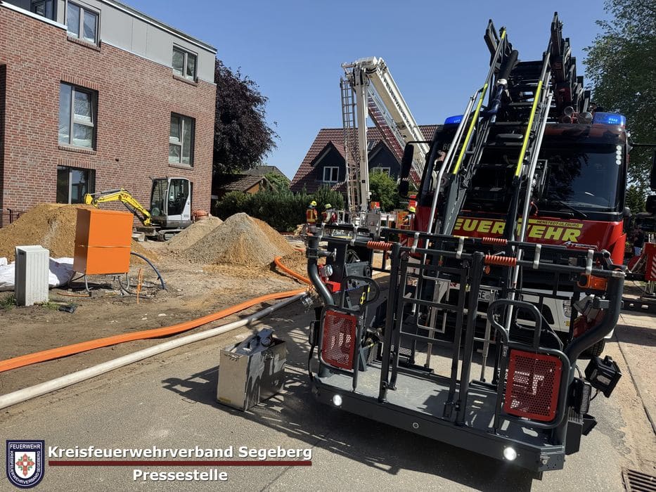 Einsatz: Dachstuhlbrand in Kaltenkirchen, Foto 5