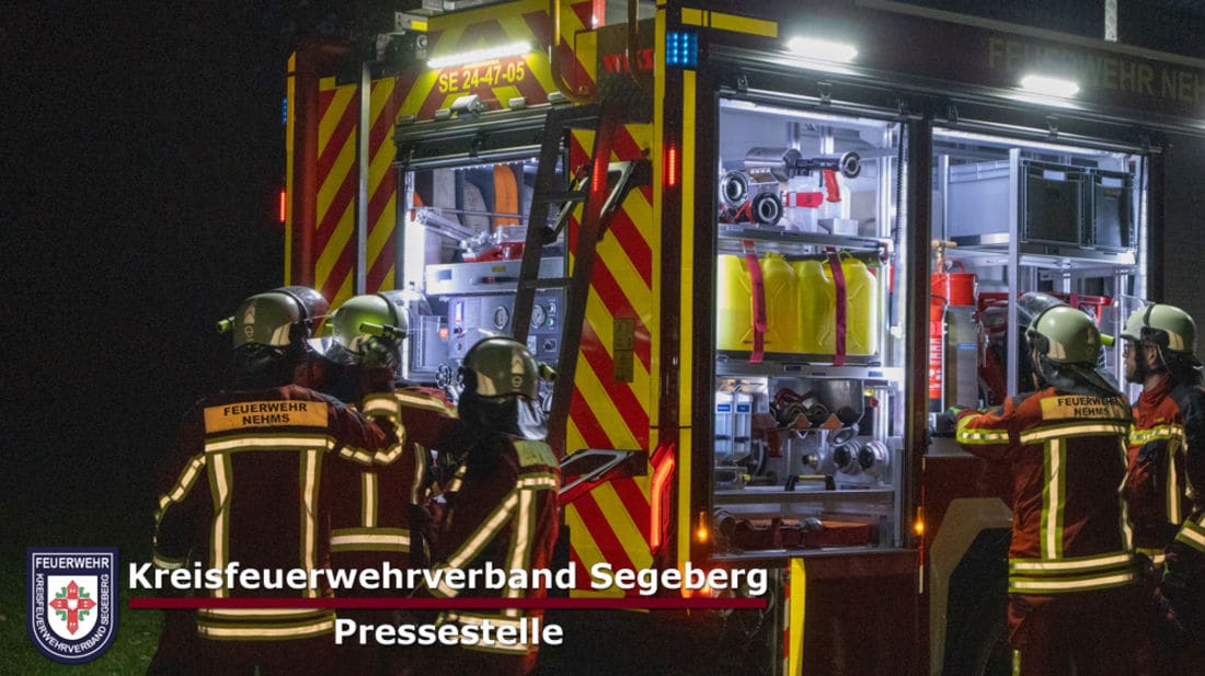 Veranstaltung: Staatssekretär PD Dr. Sönke Schulz zu Gast bei der Feuerwehr Nehms, Foto 3
