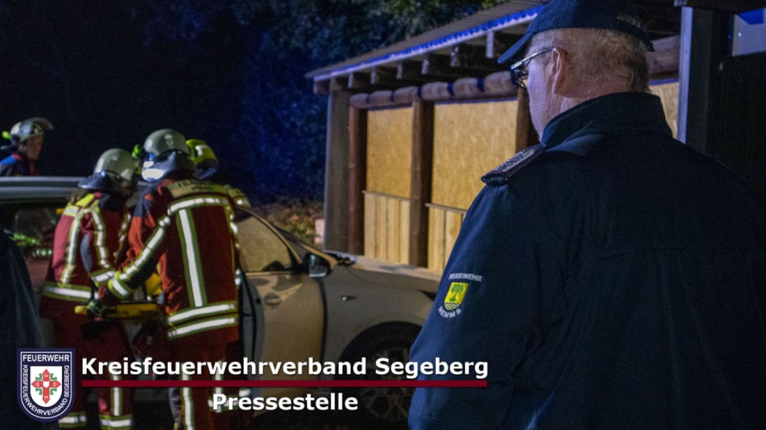 Veranstaltung: Staatssekretär PD Dr. Sönke Schulz zu Gast bei der Feuerwehr Nehms, Foto 5