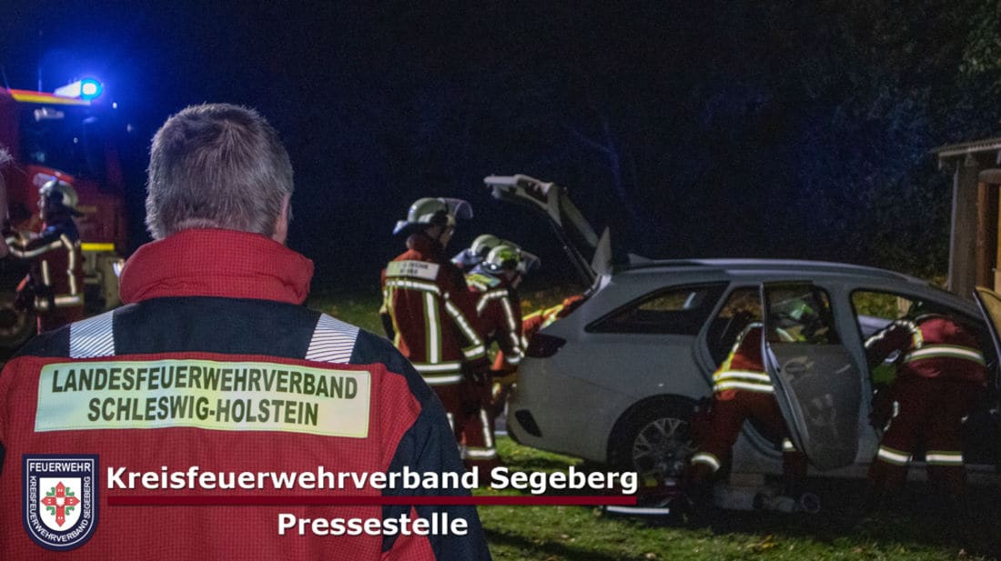 Veranstaltung: Staatssekretär PD Dr. Sönke Schulz zu Gast bei der Feuerwehr Nehms, Foto 7